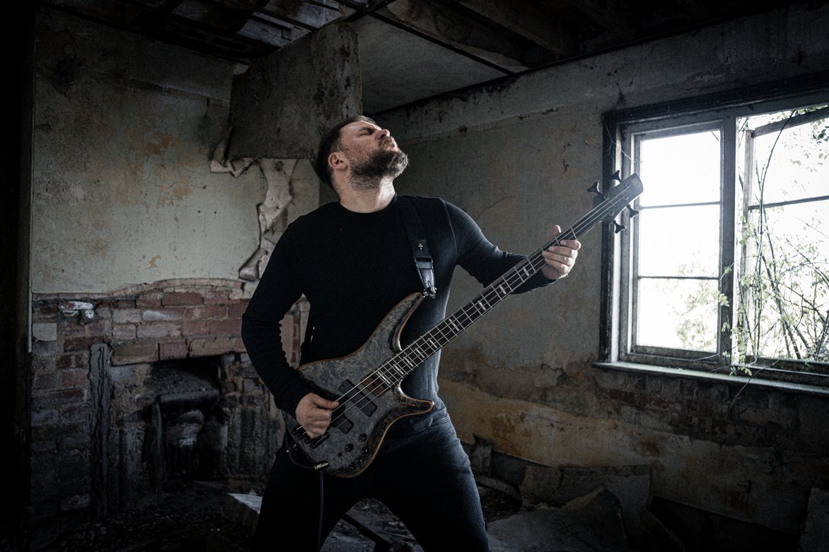 WeAreDefects's tweet image. Heresy. Out on Wednesday. June 18. 
Can't wait for you all to hear this one! Pre-save link in bio