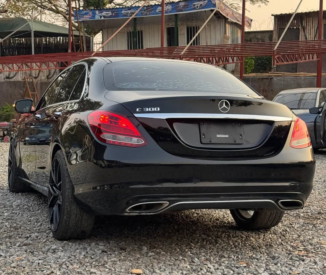 2016 Mercedes Benz C300
Foreign used 
Duty ✅ 
Keyless 
Panoramic roof 
Full option 
ABUJA 
Price: 29.5m
DM or call 09067505058