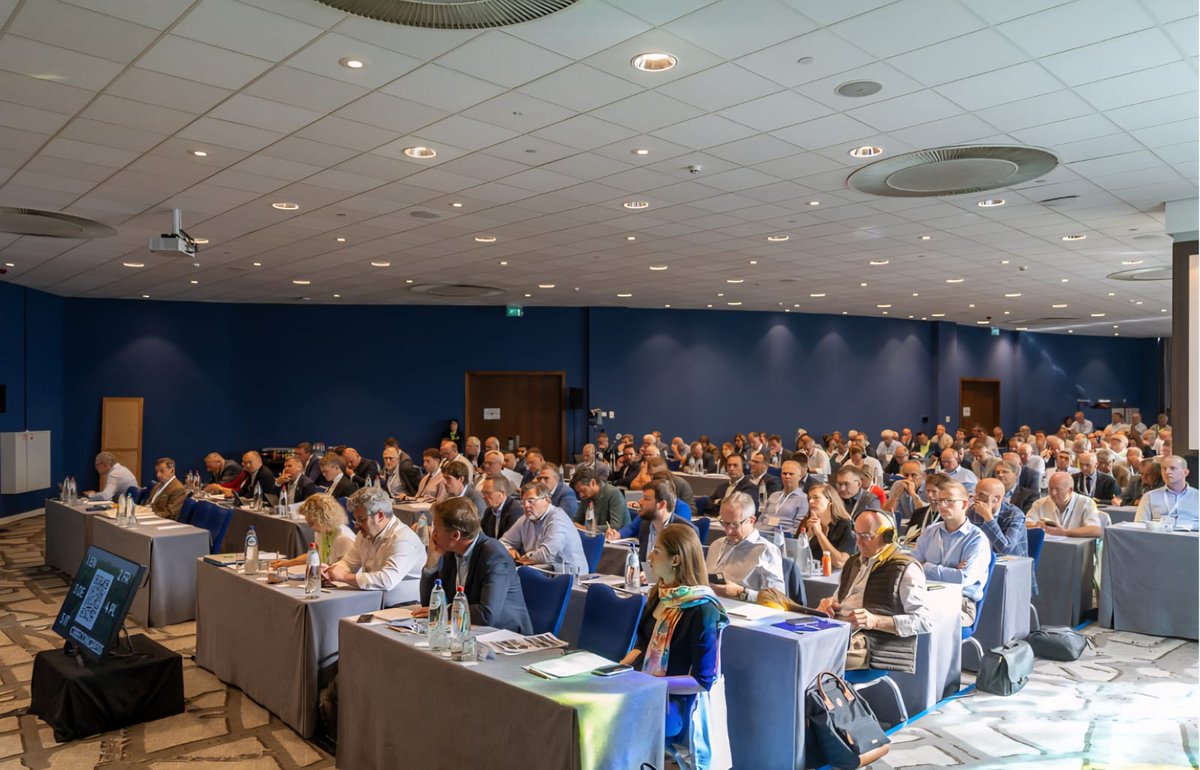 NFUSugar's tweet image. Excellent to join @SugarBeetEurope last week to discuss shared challenges and learnings with over 200 European colleagues. Particular focus on the need for policy supporting a level playing field on #trade and supply chain support towards #sustainability objectives ‼️
