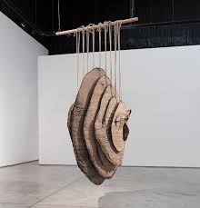 #BienalArtePontevedra
Con el lema “Volver a ser humanos. Ante el dolor de los demás”, Pontevedra será un escenario vibrante de reflexión, debate y celebración de la cultura contemporánea.

Manal AlDowayan