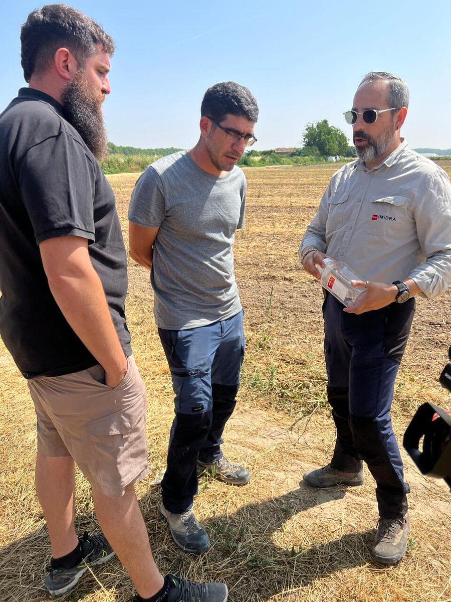 💯 En el campo madrileño la <a href="/ComunidadMadrid/">Comunidad de Madrid</a> quiere sembrar conocimiento y un futuro más próspero para sus profesionales.

📋 Una de las fórmulas para conseguirlo ha sido la creación del servicio pionero de agroasesores del IMIDRA. 
Vía <a href="/eldebate_com/">El Debate</a> 
 eldebate.com/espana/madrid/…