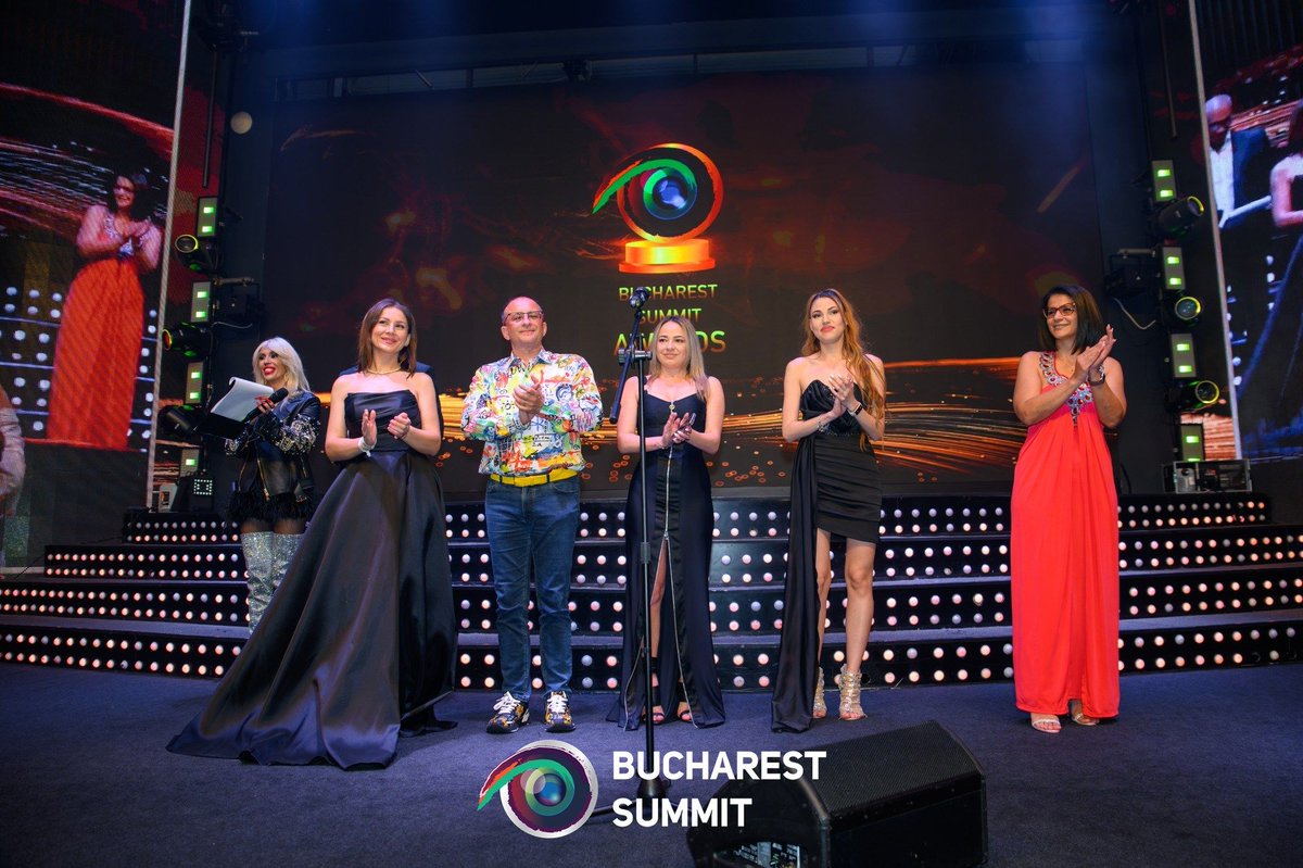 BucharestSummit's tweet image. And that’s a wrap on #BucharestSummit2025! 💥
3 epic days of insights, connections &amp;amp; parties we’ll never forget. Huge thanks to everyone who made it amazing — see you in 2026, June 2-4!

📸 All photos are now on the website.

#SeeYouIn2026 #SummitVibes