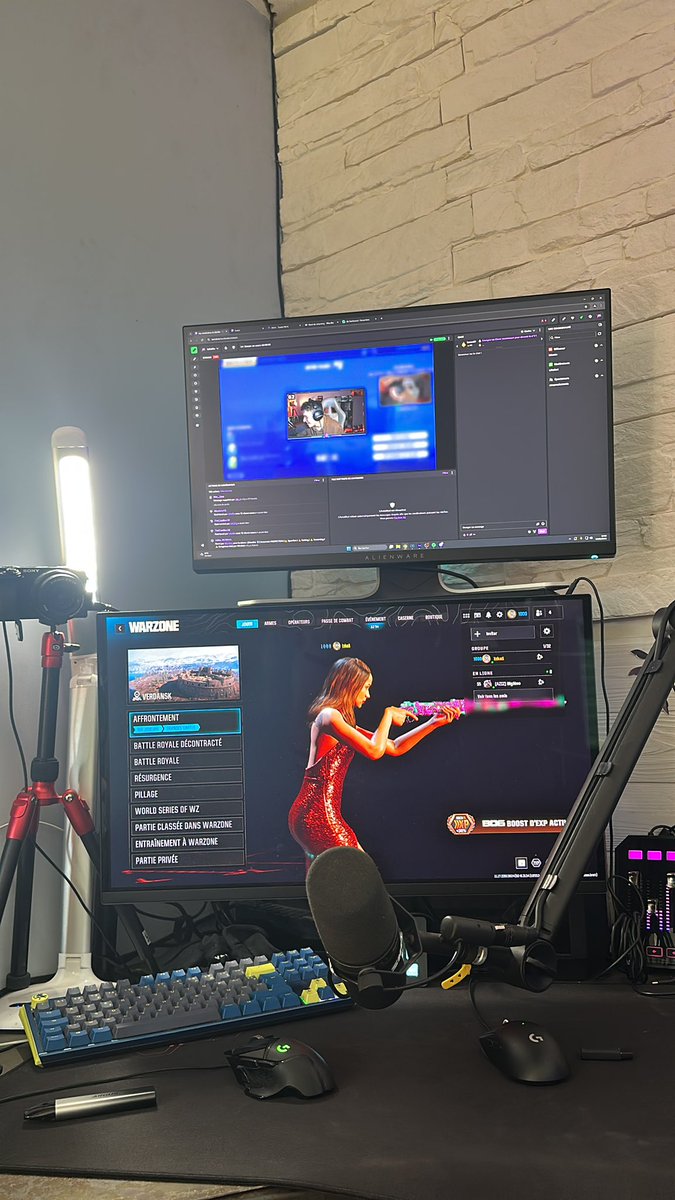 Bonjour à tous 🧑‍🚀 

Le live commence 👇 : 

twitch.tv/izkastv