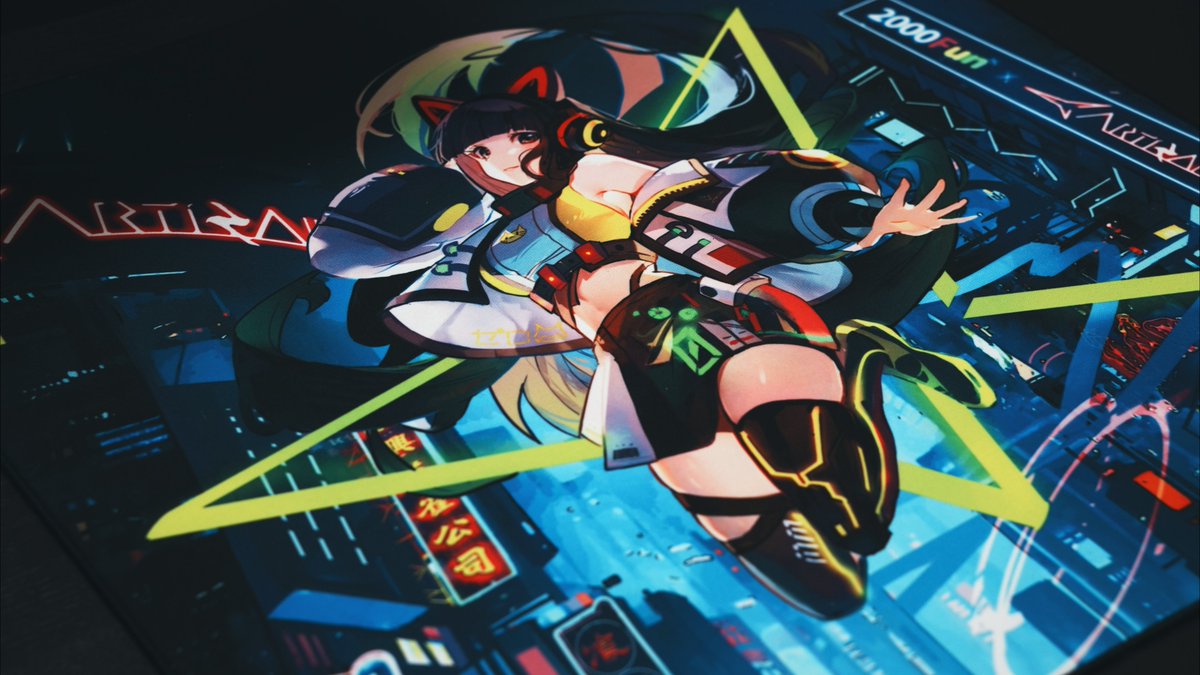 昨日投稿した、2000Fun x Artisan 夜行 Edition が正式発表。

もともと繊維密度が高いせいか印刷精度がかなり良く、発色もパッキリしててかなり良い印象。