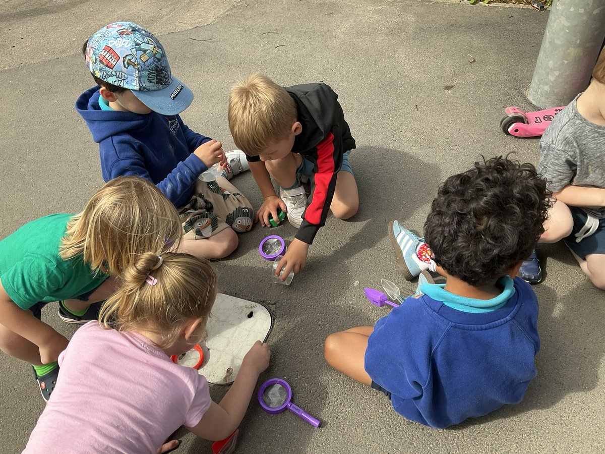 Today in Apple class we used our new explorers kit brought for us by the PTA, to take a closer look at our natural environment