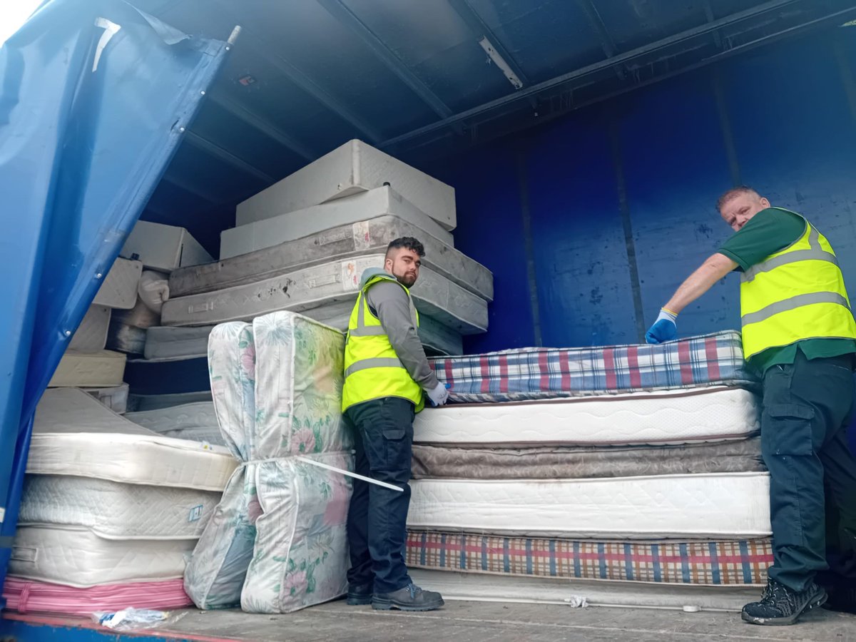 Bounce Back Recycling (@bouncebackrecyc) on Twitter photo It was great to work with <a href="/roscommoncoco/">Roscommon County Council</a> at the weekend, taking mattresses for recycling at their Bulky Goods Collection event at Castlerea
#RecyclingMatters #Roscommon #sustainability #reducewaste #mattressdumping It was great to work with <a href="/roscommoncoco/">Roscommon County Council</a> at the weekend, taking mattresses for recycling at their Bulky Goods Collection event at Castlerea
#RecyclingMatters #Roscommon #sustainability #reducewaste #mattressdumping