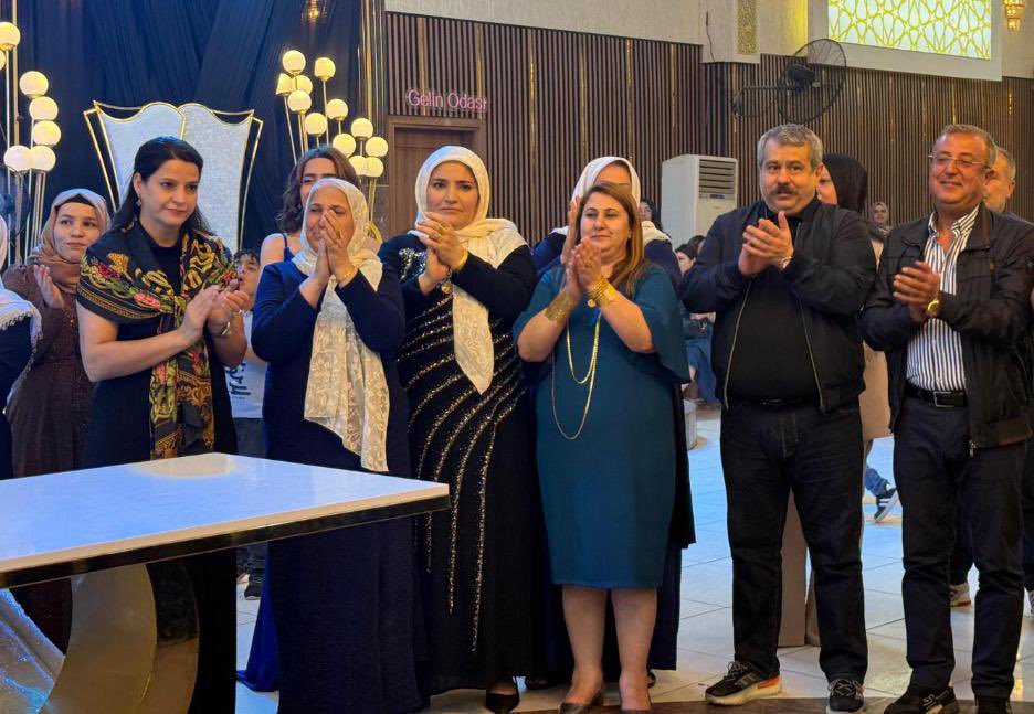 ahmetgtv63's tweet photo. Fatih Mehmet Bucak ve Ali Murat Bucak, Yaşar Hamidanoğlu Began ile Kadırağa Ailelerinin Düğün Törenine Katıldı
https://t.co/xedsxB4onC @fatihmbucak @bucakalimurat82 @yasarhamidan https://t.co/XvXFQelnIU