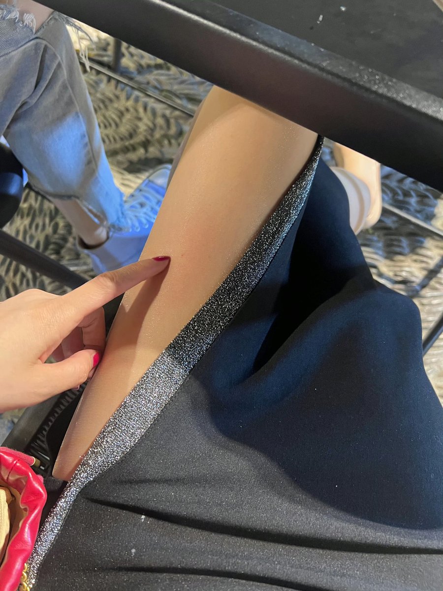 misswhiteel's tweet photo. 过来给妈妈吸两口 https://t.co/jb4g6fK83T