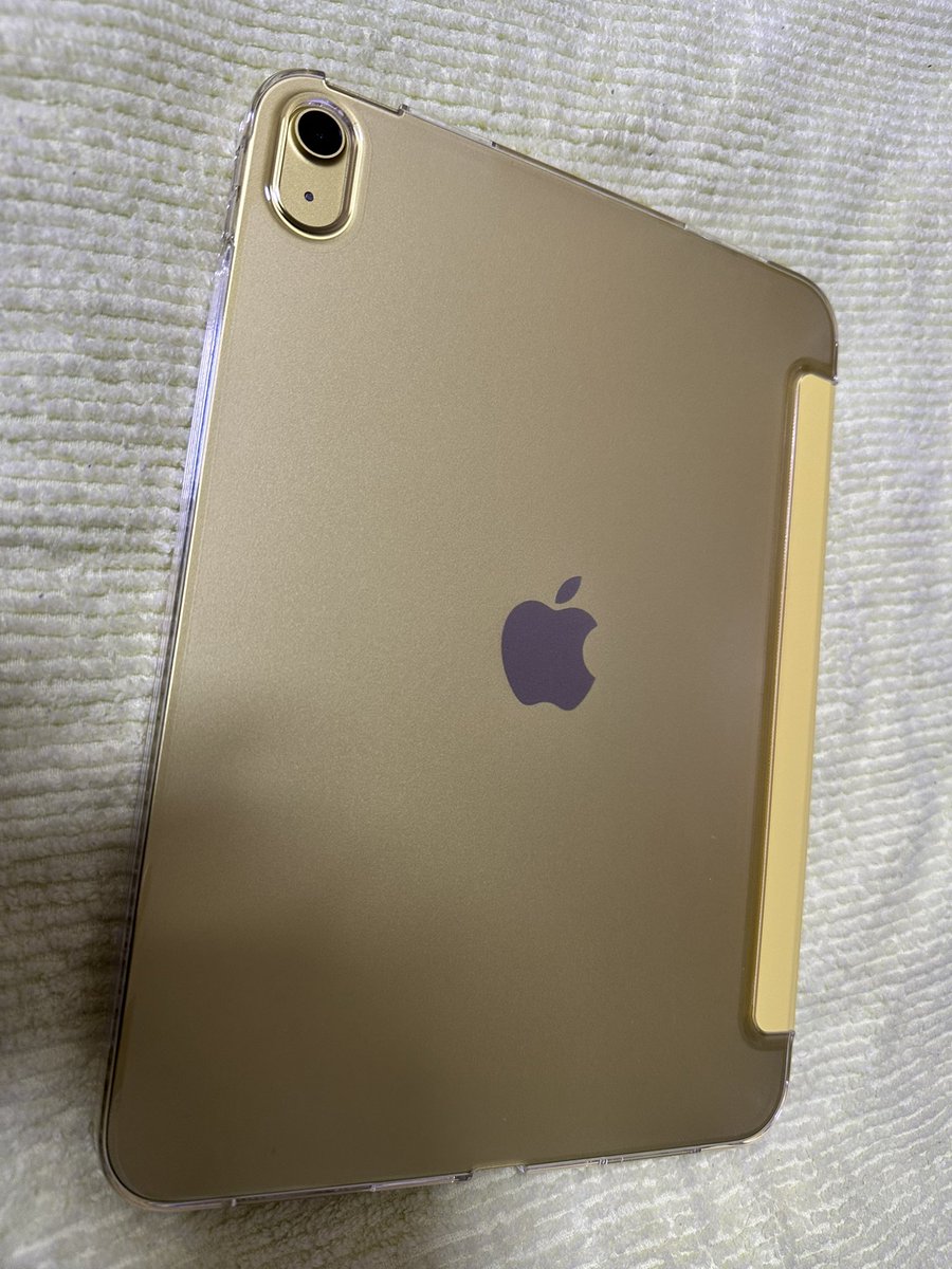 約9年振りにiPad買い換え☺️
先代は第4世代のiPad mini、流石に重すぎるわアプリ落ちるわで大変でした🥲
今回は第11世代の無印iPadを購入😊
サクサクで最高👍
iPad mini4、長い間お疲れ様でした…いや、さみぃちゃんのサブデバイスとしてまだ使います🤣