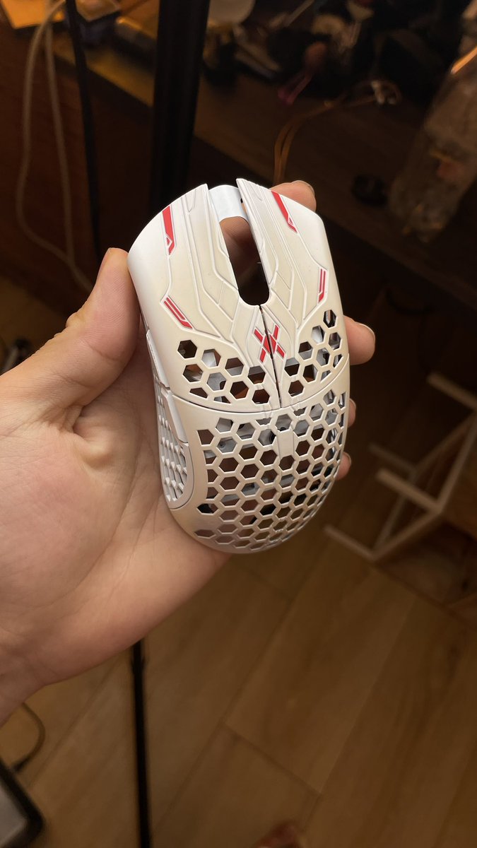 hakunevl's tweet image. Cleaned my ULX Aceu with an ultrasonic and 70% isopropyl alcohol.

#finalmouse #aceu #setup #mouse #pc #tech