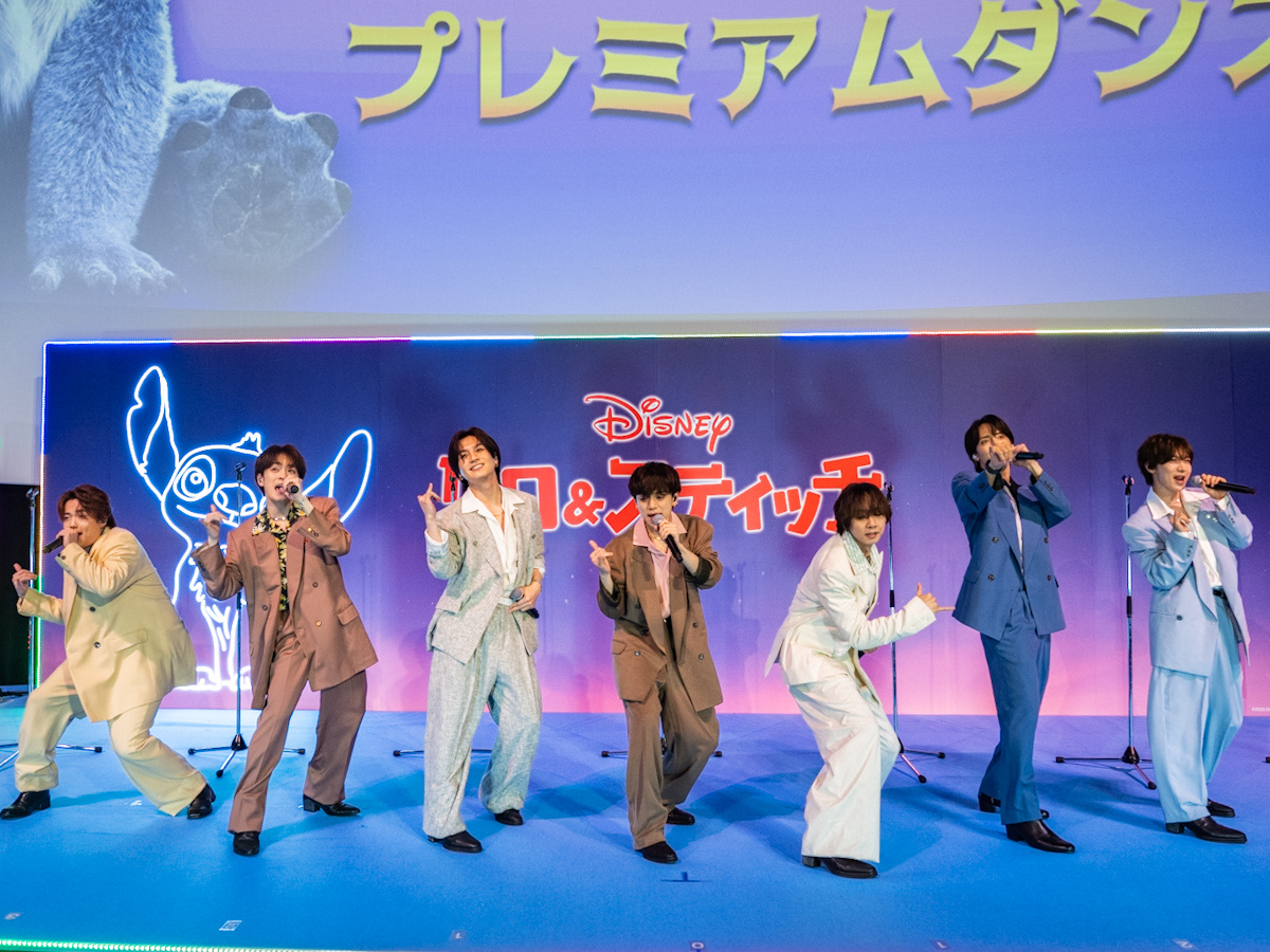 DtimesDrama's tweet photo. Travis Japan 7人全員登場！
ディズニー映画『リロ＆スティッチ』プレミアム・ダンスナイト イベントが開催されました
映画のテーマである“オハナ（家族）”を体現するような熱いパフォーマンスで、観客を魅了☆
#TravisJapan #リロアンドスティッチ
詳細→https://t.co/xECDmFgZ6v https://t.co/B6k5o2cwUX