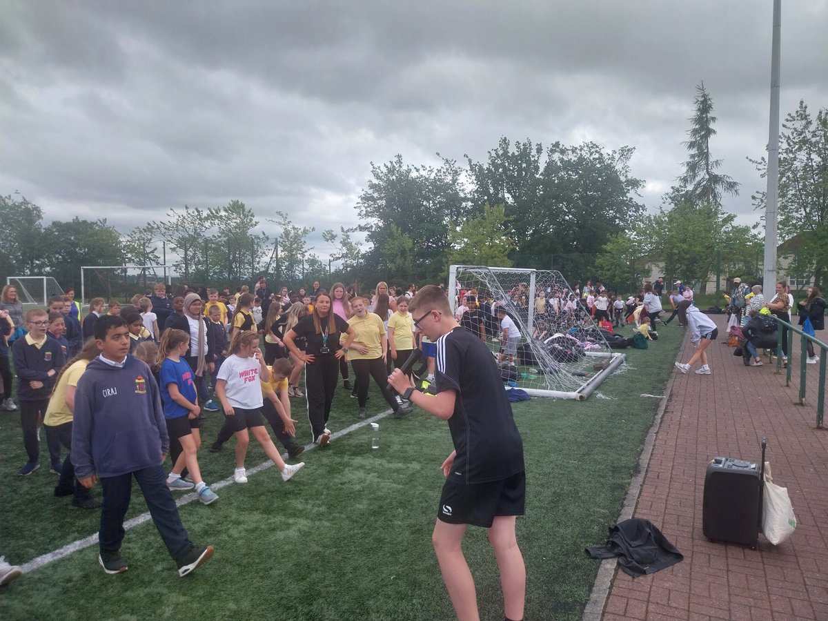 ASGSpringburn's tweet image. Massive thanks to the senior pupils from @springburnacad who supported primary school Fun Run at Springburn Park on Friday @SpringburnPE @P7Transition @PEPASSGlasgow
