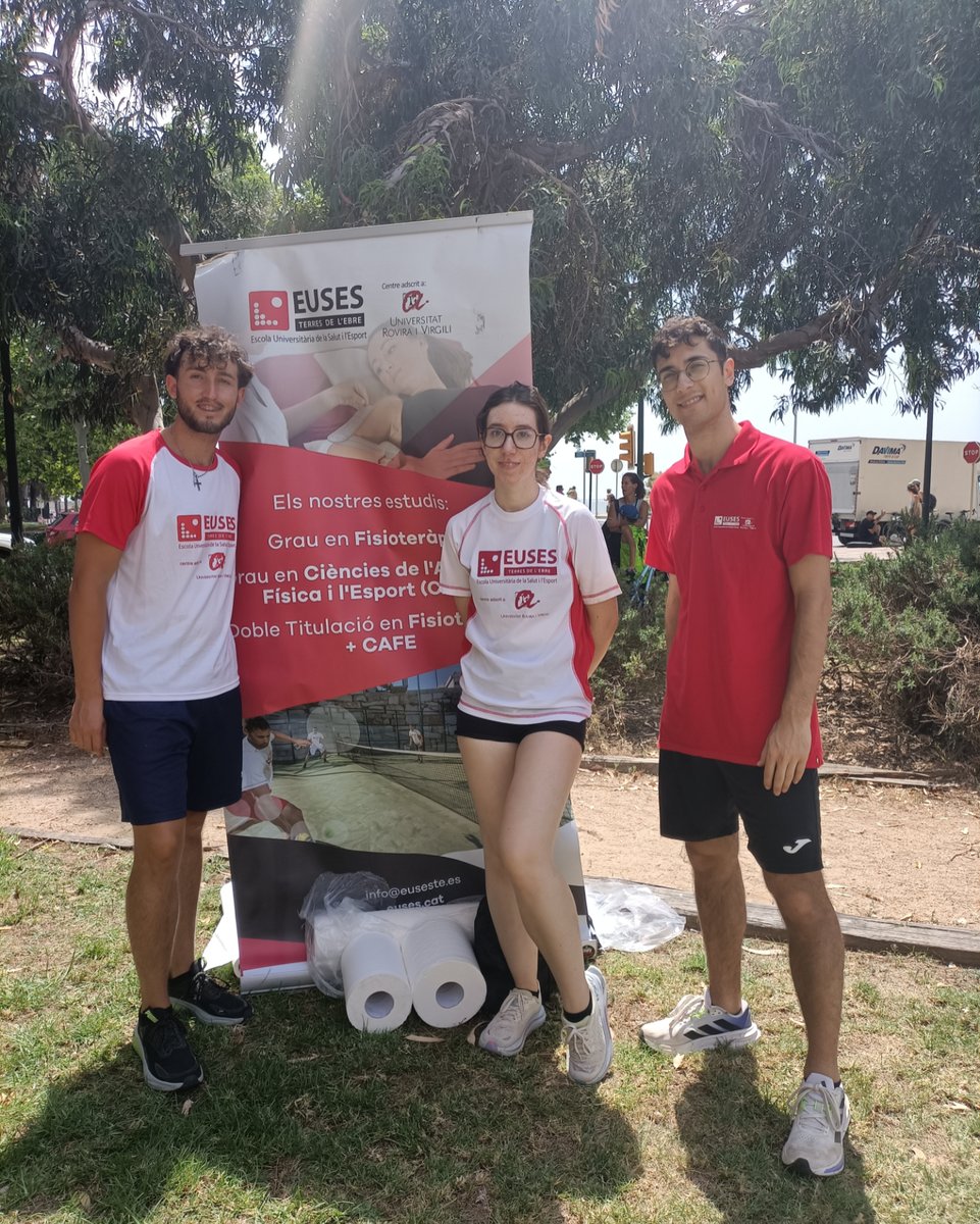 📍 Cambrils
🗓 15 de juny

#Voluntariats | Tritour Cambrils va comptar amb el suport del tutor Jaume Salaet (graduat a TE) i dels estudiants Léo Paul Collet i Chloé Améglio.

 #TritourCambrils #EUSESAlumni #EUSES #Fisioteràpia