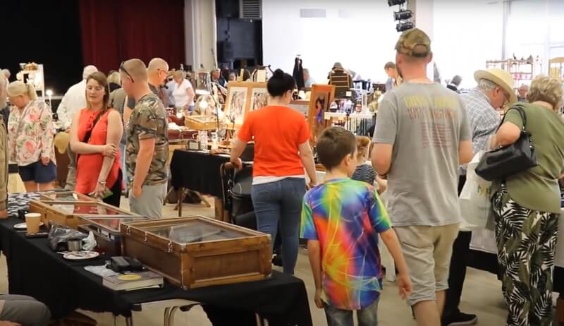 Antiques Atlas (@antiques_atlas) on Twitter photo THURSDAY 19th JUNE Visit Nantwich Civic Hall Antique and Collectors Fair antiques-atlas.com/antique_fair/n… short video also on link
Cheshire England CW5 5DG
Contact Organiser V & A Fairs 07759 449257 <a href="/VandAfairs/">V and A Fairs</a> #antiquesmarket #vandafairs #cheshire #antiquefair #antiques #vintagefair THURSDAY 19th JUNE Visit Nantwich Civic Hall Antique and Collectors Fair antiques-atlas.com/antique_fair/n… short video also on link
Cheshire England CW5 5DG
Contact Organiser V & A Fairs 07759 449257 <a href="/VandAfairs/">V and A Fairs</a> #antiquesmarket #vandafairs #cheshire #antiquefair #antiques #vintagefair
