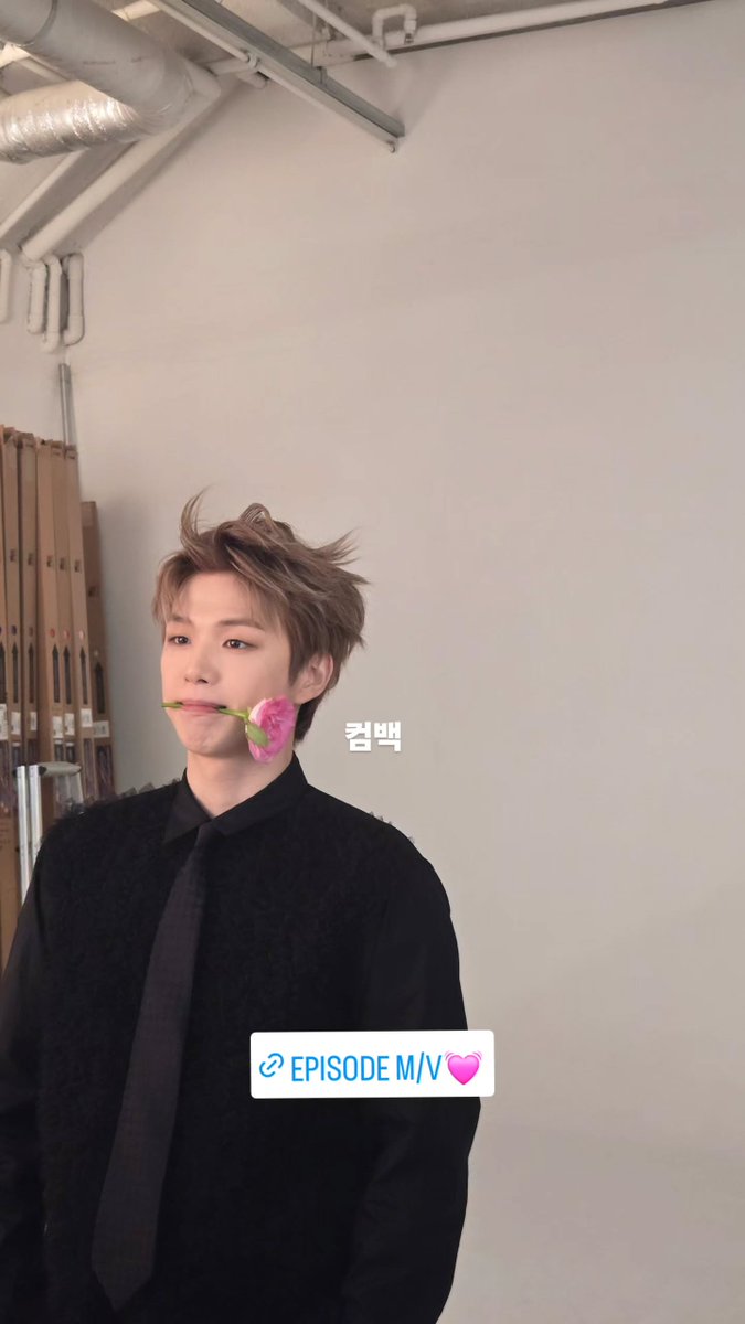 KDanigall's tweet photo. 250616 taeoohooh 인스타그램 스토리

🔗 https://t.co/u0k1k545fd

#강다니엘 #KANGDANIEL https://t.co/A83Q3ppLu8