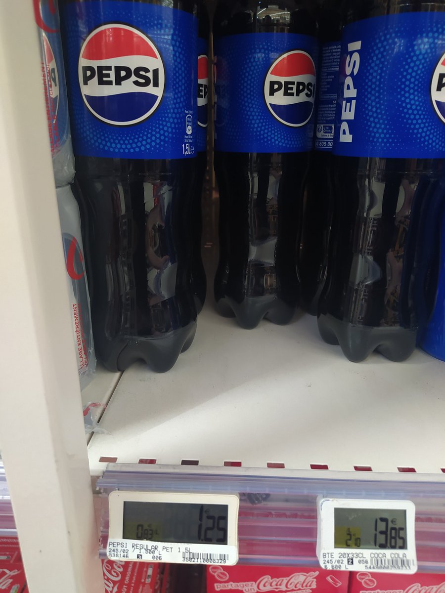 Comment vous vous touchez l'anus avec le prix du coca <a href="/CarrefourFrance/">Carrefour</a>