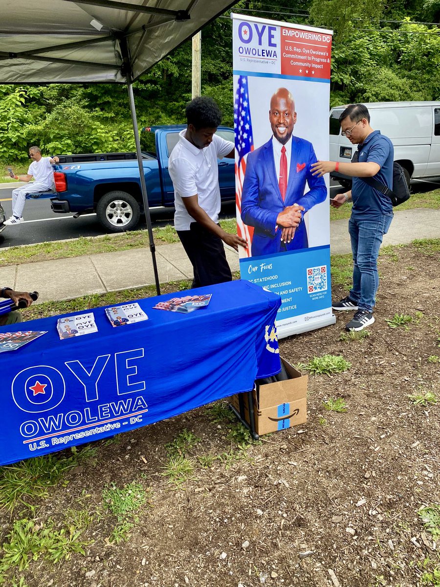 This past weekend, I had the honor of stopping by The Point DMV’s Father’s Day Backyard BBQ, an incredible community event powered by purpose, food, and fellowship.

Grateful to connect with so many families and community leaders who are doing the work to make sure we uplift one