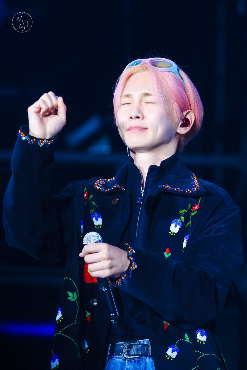 kimple of the day! ✊💓🌸🌹🎤~ day 497

#key #shinee #키 #샤이니