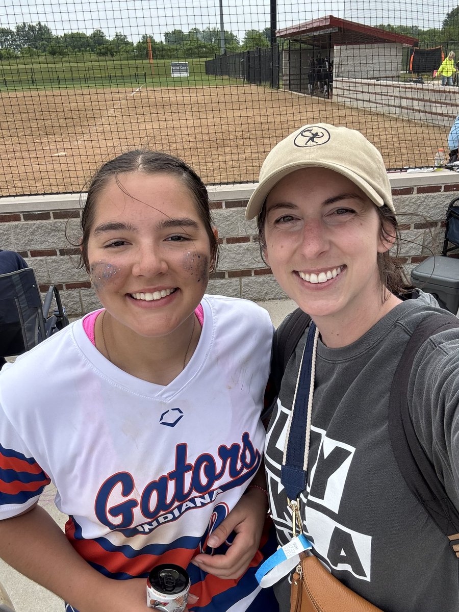 Jayna_double00's tweet photo. My team went 5-1 at the PGF Top 50 this past weekend.  Ended the weekend with a tough 1-0 loss.  Friday, I felt tight and uncomfortable at the plate and I didn’t hit well.  Saturday and Sunday were much better thanks to Ashley coming out to watch and helping me get focused.  I hit .429 those 2 days with 2 doubles, an rbi and 3 runs scored!  Thank You!

Looking forward to Scenic City this coming weekend.  

@BurnsGators @smashley_4 @Huntington_SB @MU_SpartanSB @IndWesSoftball @KWC_Softball @BUPilotsSB @IUSBsoftball @FSU_SB @SVSU_Softball @UIndySoftball @KYSUSoftball @TrineSoftball
