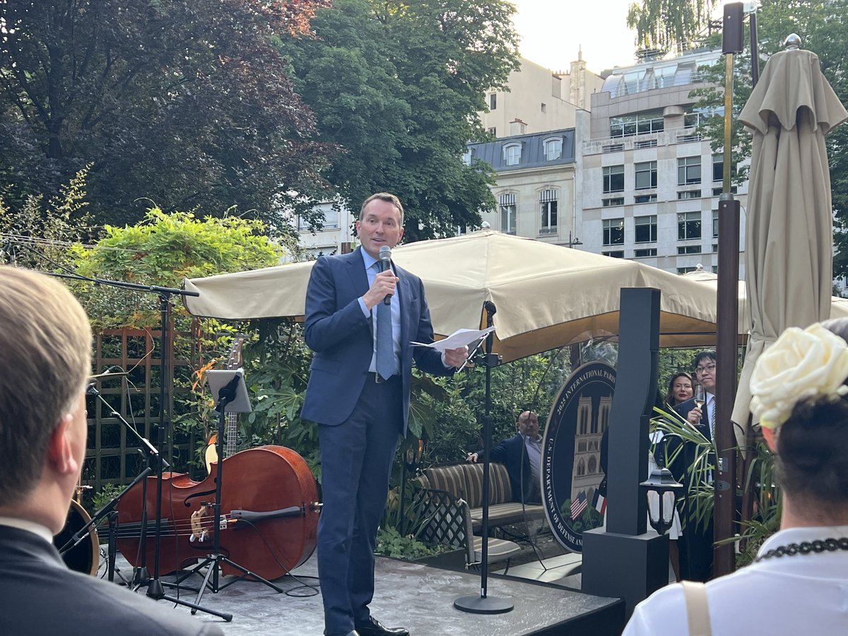 CirlotAgency's tweet image. Yesterday, as a proud member of the Aerospace Industries Association, the #TigerTeam attended the AIA President’s Reception at the Hôtel Salomon de Rothschild!
#TheCirlotAgency #ParisAirShow #AerospaceIndustriesAssociation #AIA #PAS2025
