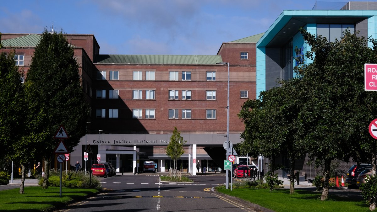 NHS Golden Jubilee (@jubileehospital) on Twitter photo For the safety of our patients, please do not visit if you are suffering from any respiratory, norovirus, cold or flu symptoms.
If you're unwell and have a relative staying with us, please get in touch with the ward for visiting.
For more info, visit: hospital.nhsgoldenjubilee.co.uk/general.../con… For the safety of our patients, please do not visit if you are suffering from any respiratory, norovirus, cold or flu symptoms.
If you're unwell and have a relative staying with us, please get in touch with the ward for visiting.
For more info, visit: hospital.nhsgoldenjubilee.co.uk/general.../con…