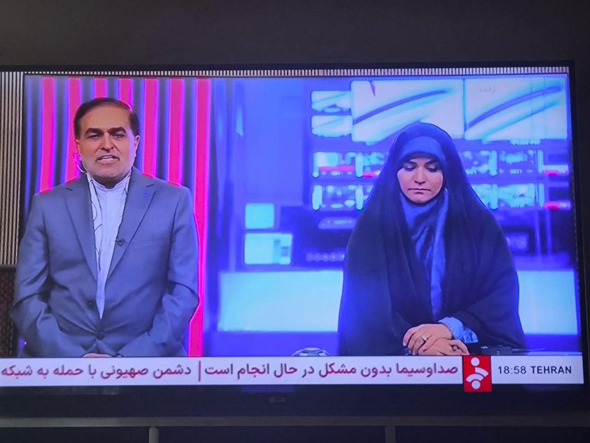 MonitorX99800's tweet photo. The brave woman is back on TV. 👏 https://t.co/9d4Qff5f5b