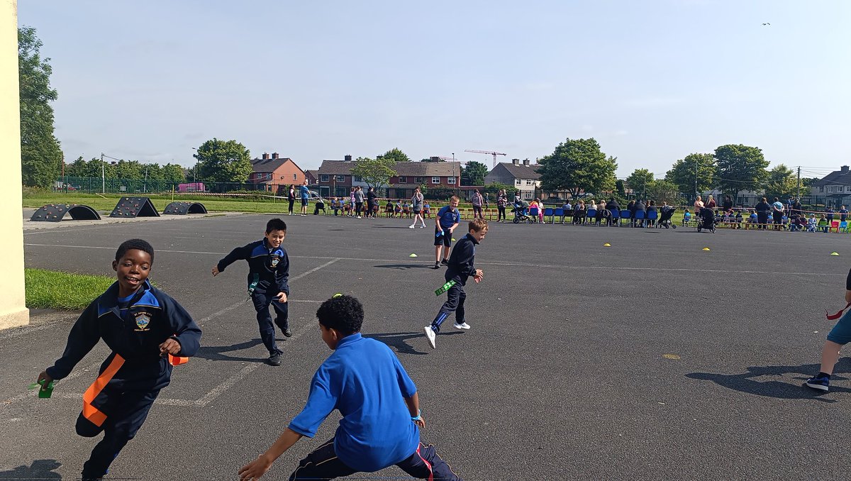 Graham Reynolds (@reynolds2graham) on Twitter photo Great to be a part of the St Kevin's boys national school sports day today in finglas. Super weather and atmosphere around the school <a href="/dccsportsrec/">Dublin City Sport & Wellbeing Partnership</a> #neverlessthaneverything Great to be a part of the St Kevin's boys national school sports day today in finglas. Super weather and atmosphere around the school <a href="/dccsportsrec/">Dublin City Sport & Wellbeing Partnership</a> #neverlessthaneverything