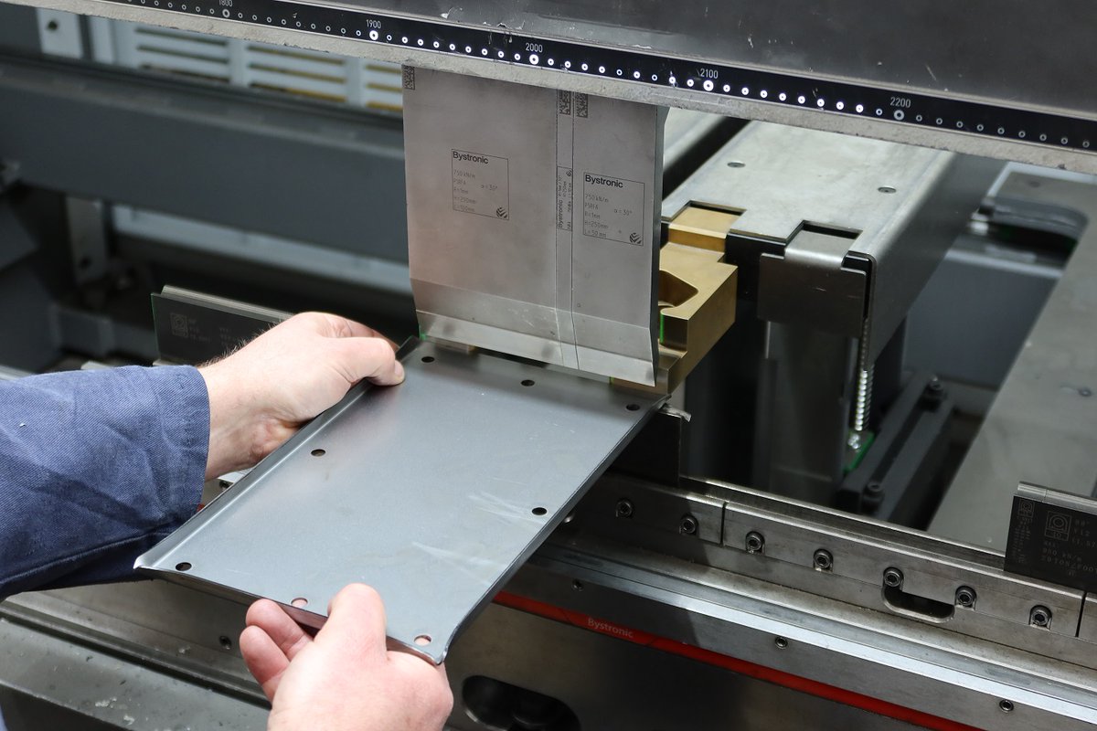 A #pressbrake machine is a tool used for bending sheet metals &amp; plates - 2 frames form the sides of the machine which clamp the metal between a punch &amp; die, enabling folds &amp; holes to be produced to specifications

c3engineering.co.uk/cnc-folding/ 

#ukmfg #metal #norfolk