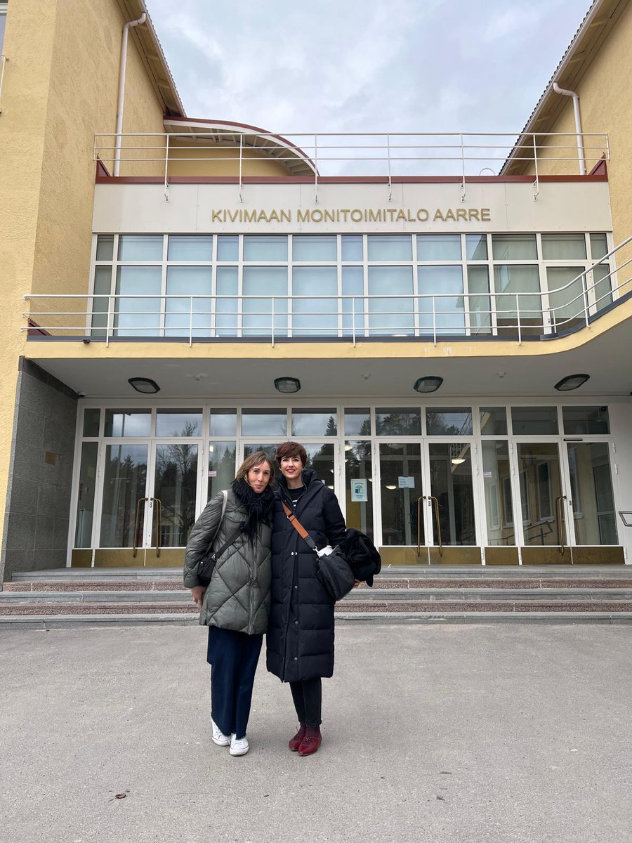 PresentFESD's tweet photo. Las maestras Jasone Musgo y Susana Álvarez visitaron el colegio Kivimaan Peruskoulu, en Lahti (Finlandia), por una semana, en el marco del Proyecto Consorcio KA120 del Negociado de Programas Plurilingüe (Erasmus+). Compartirán su experiencia con el claustro en el mes de junio. https://t.co/HShR0f1W5j