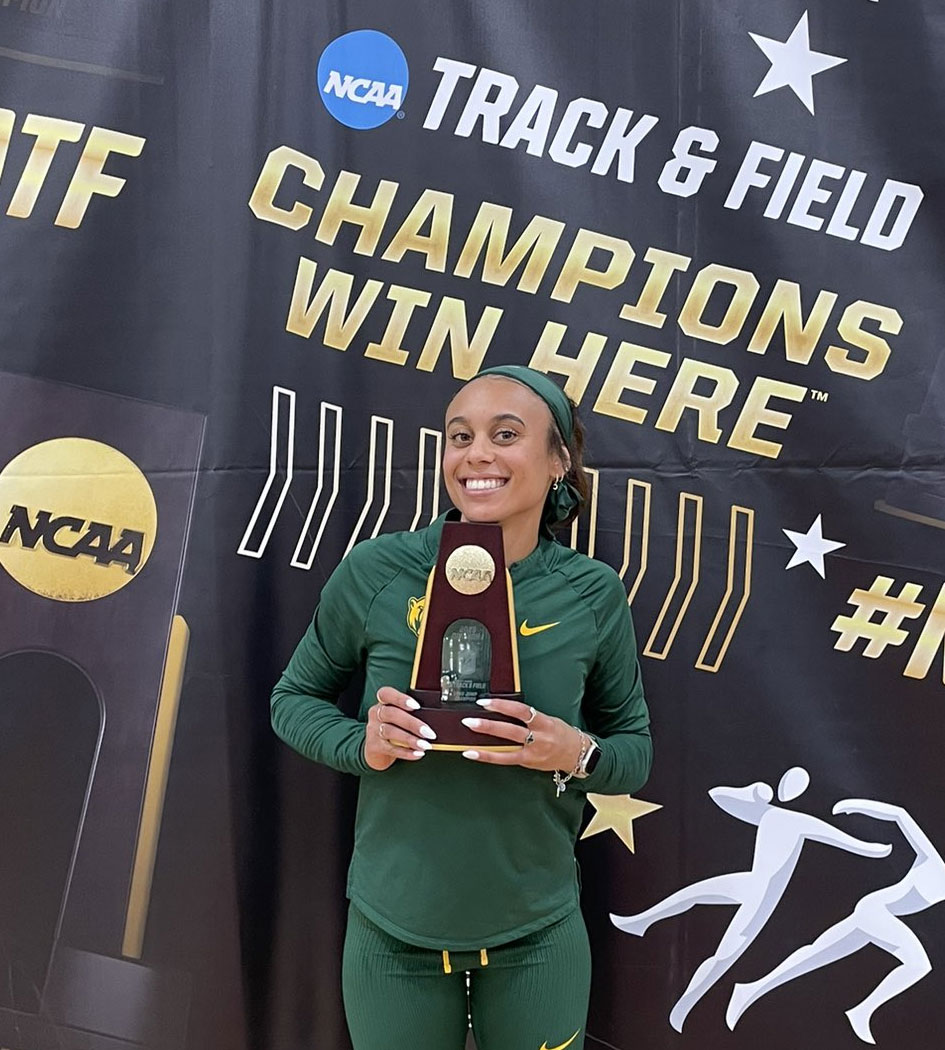 BaylorProud (@baylorproud) on Twitter photo ๐ Two national champions
๐
3 of 4 Big 12 Performers of the Year
๐บ๐ธ Multiple all-Americans
<a href="/BaylorTrack/">Baylor Track & Field</a>'s Alexis Brown & Nathaniel Ezekiel were the headliners -- but far from the Bears' only outstanding efforts this year:
bit.ly/408yAg9 ๐ Two national champions
๐
3 of 4 Big 12 Performers of the Year
๐บ๐ธ Multiple all-Americans
<a href="/BaylorTrack/">Baylor Track & Field</a>'s Alexis Brown & Nathaniel Ezekiel were the headliners -- but far from the Bears' only outstanding efforts this year:
bit.ly/408yAg9