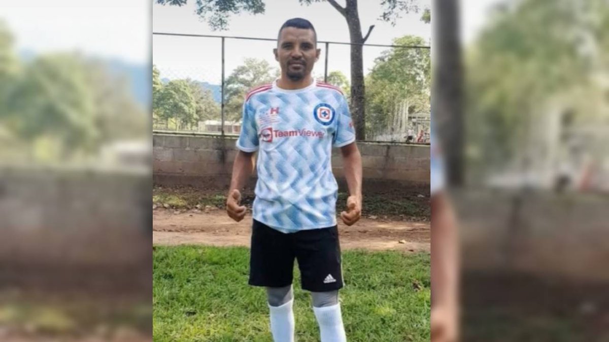 🔴 Hondureño murió de un pelotazo en pleno partido: deja dos hijos. Aquí todos los detalles 👇
tunota.com/honduras-hoy/h…