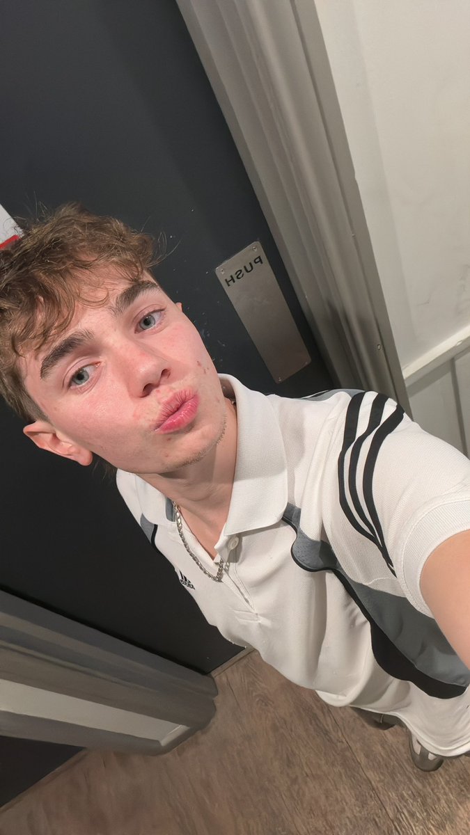 Gayden_0's tweet photo. #twink #gay #uk #bttm #ukgay https://t.co/ZAj3tL5CGa