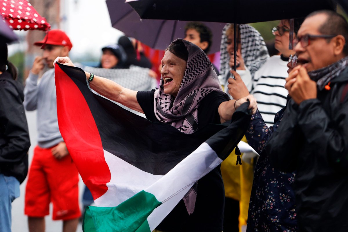📌 #Noticias | «Este domingo 15 de junio, a partir de las 16:00 horas, se realizó una marcha en el Centro Histórico de Querétaro en solidaridad con el pueblo palestino».

saltapatras.online/index.php/2025…