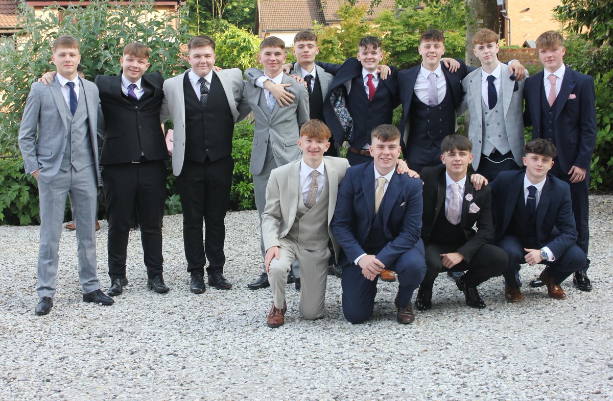 A fantastic night at The Lynnhurst for our S6 prom! Pupils looked amazing and behaved brilliantly. Huge congrats to Prom King Ashton Gallacher and Prom Queen Beth Maclean. Good luck to all our leavers on their next chapter! 🎉👑✨ #S6Prom