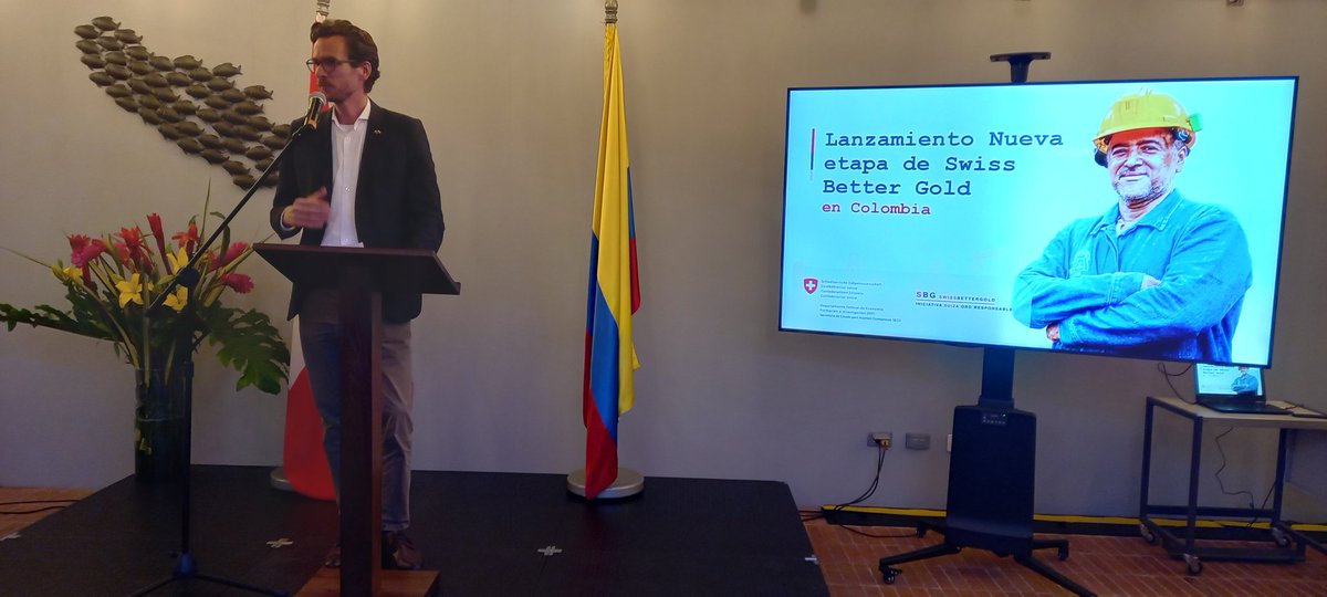 La Iniciativa Swiss Better Gold, financiada por la Cooperación Economica #SECO de <a href="/SuizaColombia/">Embajada de Suiza en Colombia</a> ha trabajado de la mano con mineros, autoridades y comunidades locales, para demostrar que la extracción de oro en Colombia puede ser sinónimo de transparencia, legalidad y desarrollo