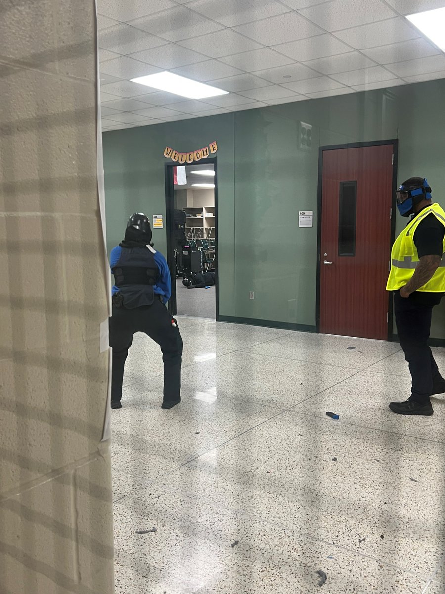 FBISDPolice's tweet photo. Our officers, alongside other local law enforcement agencies, completed ALERRT training. Collaborative training ensures we’re prepared and ready to protect our schools and community. #ALERRT #JointTraining #SchoolSafety #CommunityFirst #LEADthePAC https://t.co/AsSOLn1veF
