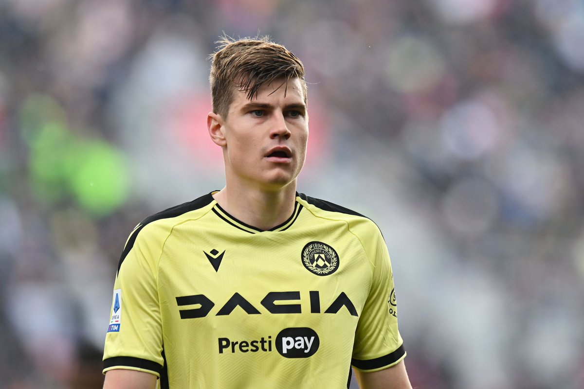 Transfer News Live (@deadlinedaylive) on Twitter photo 🚨 Leeds United are set to sign Jaka Bijol from Udinese for €22m.
The centre back will join once he's passed a medical.
(Source: <a href="/FabrizioRomano/">Fabrizio Romano</a>) 🚨 Leeds United are set to sign Jaka Bijol from Udinese for €22m.
The centre back will join once he's passed a medical.
(Source: <a href="/FabrizioRomano/">Fabrizio Romano</a>)