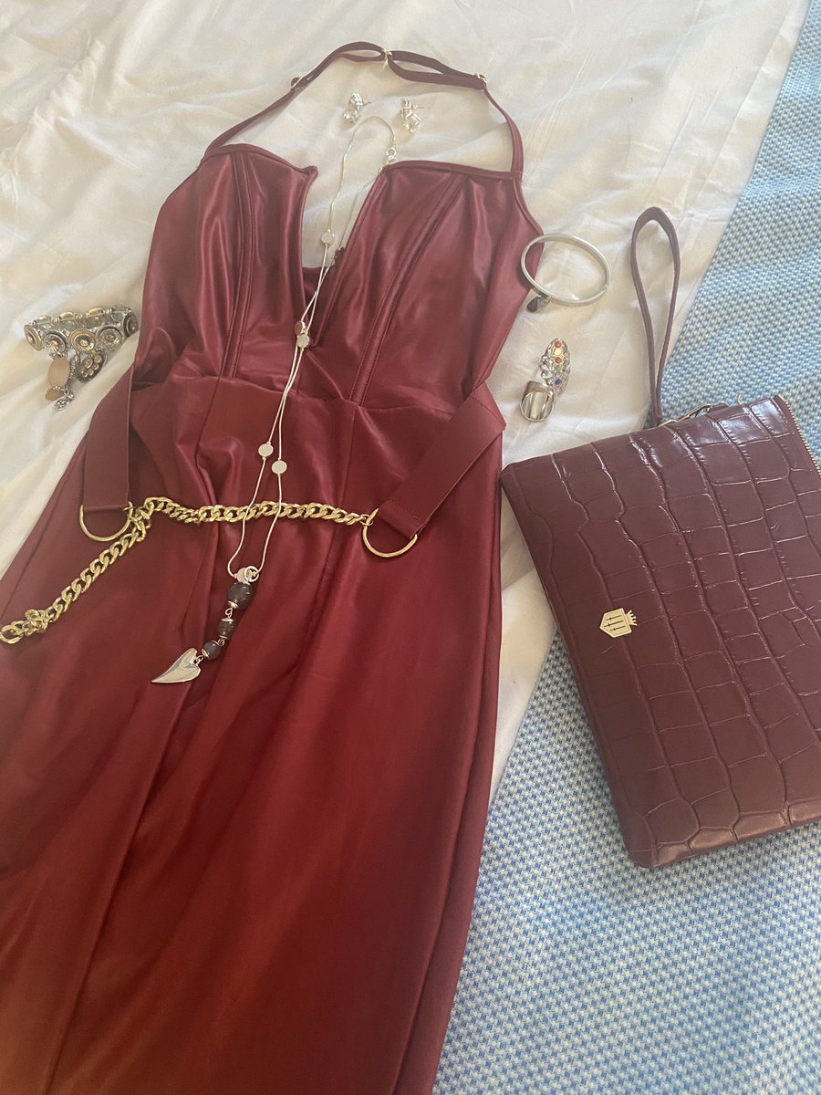 BlancoGoGo's tweet image. I love outfit planning 🩷

#Dallas dress
#FairfaxAndFavor bag 
All the #bling 💎 

#GGinGC #PartyNaked