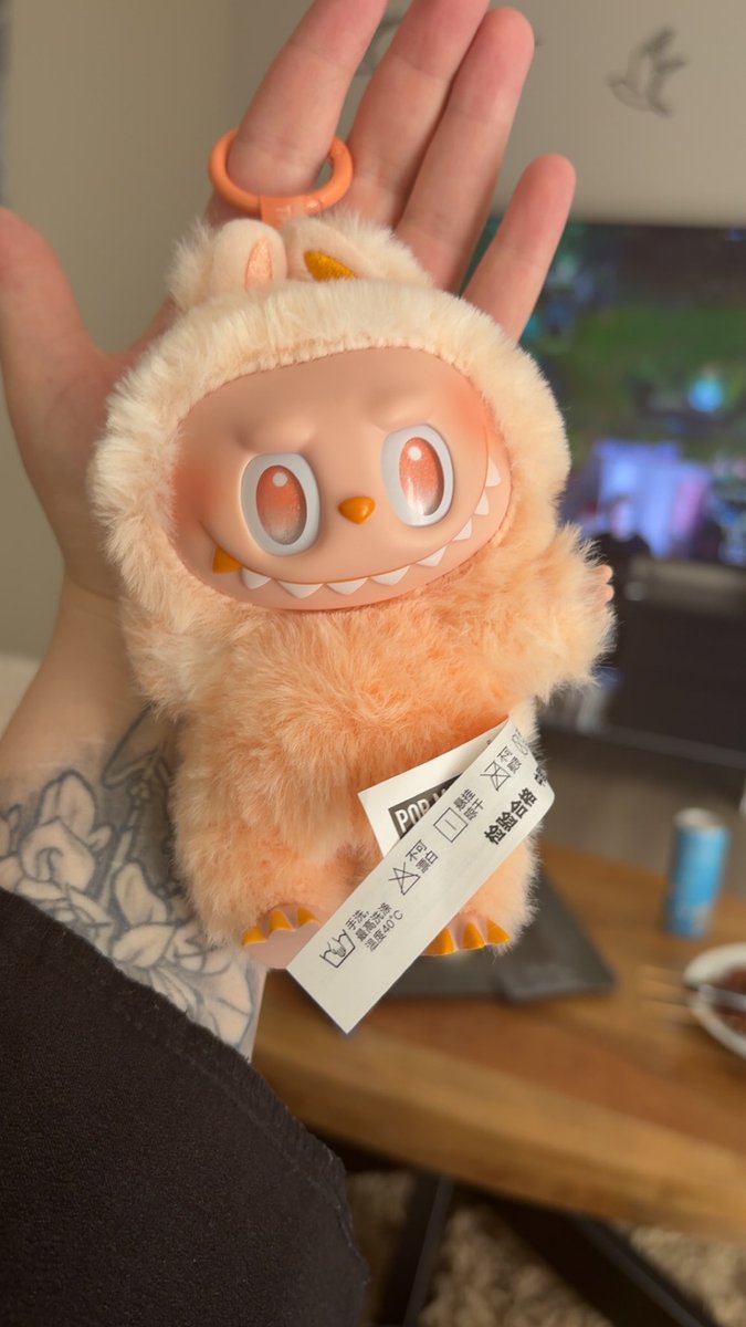 💜Romaverda tweet media