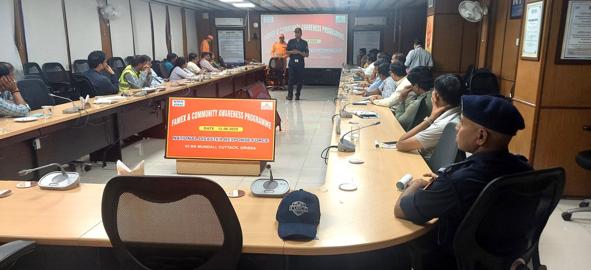 03 BN NDRF MUNDALI, CUTTACK (@03ndrf) on Twitter photo Rescuers of 03 NDRF conducting Community Awareness program at NTPC Korba CG, to strengthen DM skills and enhance the resilience for managing disasters.
<a href="/NDRFHQ/">NDRF 🇮🇳</a>
<a href="/ndmaindia/">NDMA India | राष्ट्रीय आपदा प्रबंधन प्राधिकरण 🇮🇳</a>
<a href="/ntpclimited/">NTPC Limited</a>
<a href="/PIBRaipur/">PIB in Chhattisgarh</a> Rescuers of 03 NDRF conducting Community Awareness program at NTPC Korba CG, to strengthen DM skills and enhance the resilience for managing disasters.
<a href="/NDRFHQ/">NDRF 🇮🇳</a>
<a href="/ndmaindia/">NDMA India | राष्ट्रीय आपदा प्रबंधन प्राधिकरण 🇮🇳</a>
<a href="/ntpclimited/">NTPC Limited</a>
<a href="/PIBRaipur/">PIB in Chhattisgarh</a>
