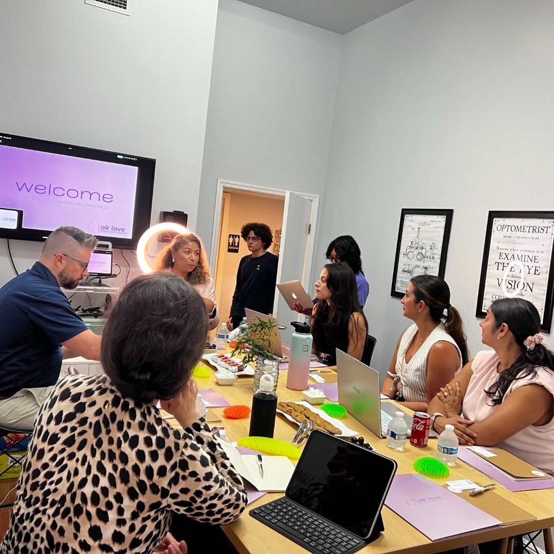 EuclidVision's tweet photo. Thank you to all the ECPs who joined us last week for the #MyopiaManagementBootcamp!

From hands-on training to expert insights and powerful peer conversations, it was an evening dedicated to advancing #myopia care.

Special thanks to our partners at #OkLove.

#Euclid https://t.co/BYHzNsscBU
