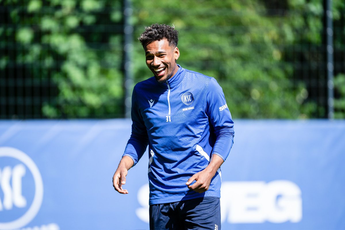 Dennis Bayer tweet media