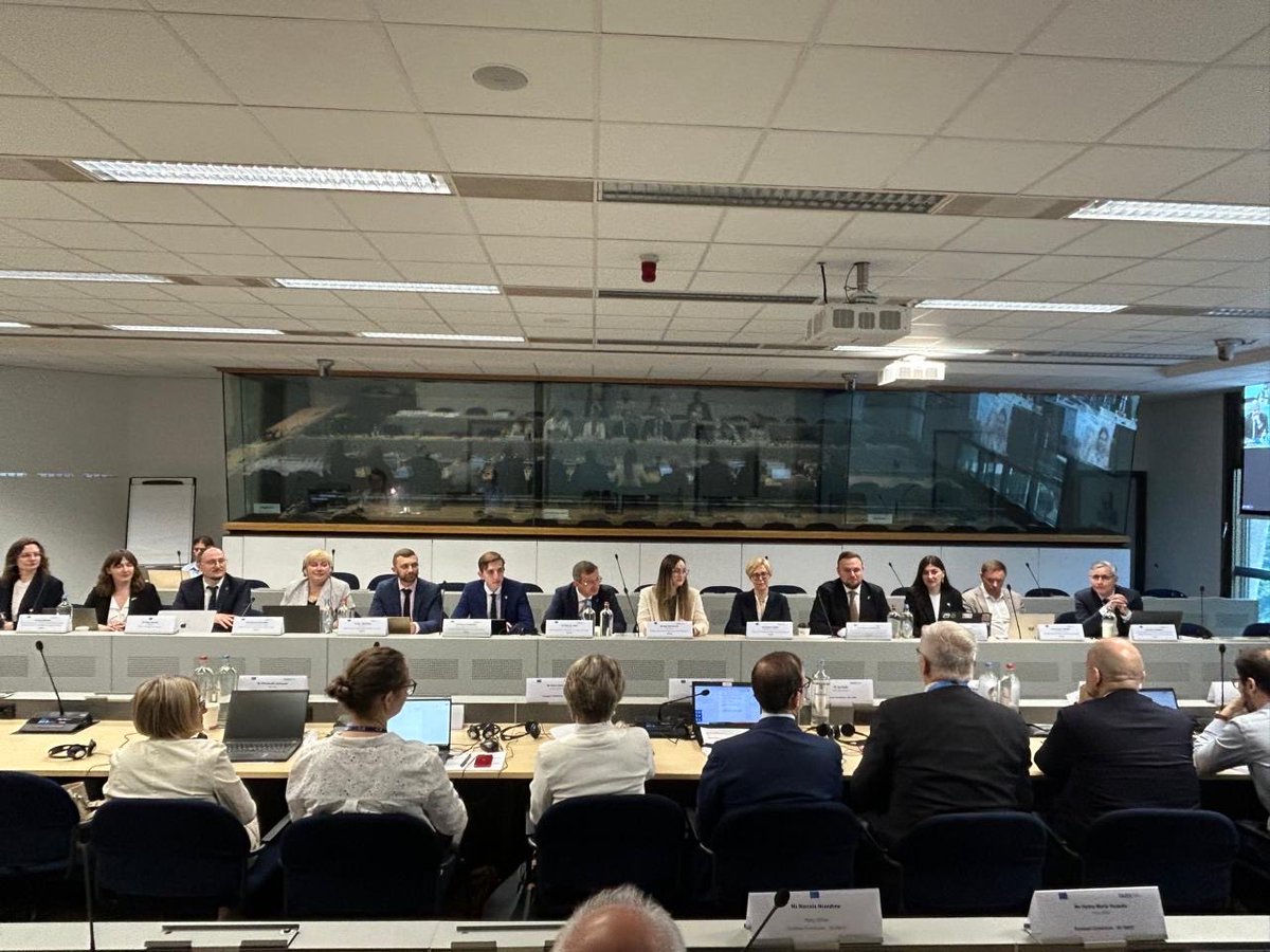 Alex Riabchyn tweet media