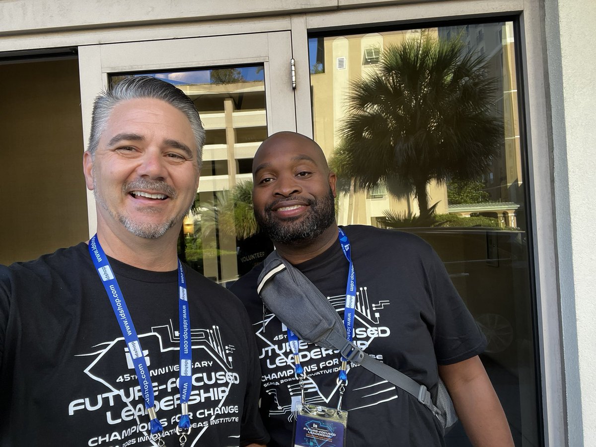 Heard from #GrantHill this morning <a href="/SCASAnews/">SCASA</a> i3 Future Focused Leadership Conference - “The best teams don’t have one leader — they have many. Everyone has a role, and every role matters.”