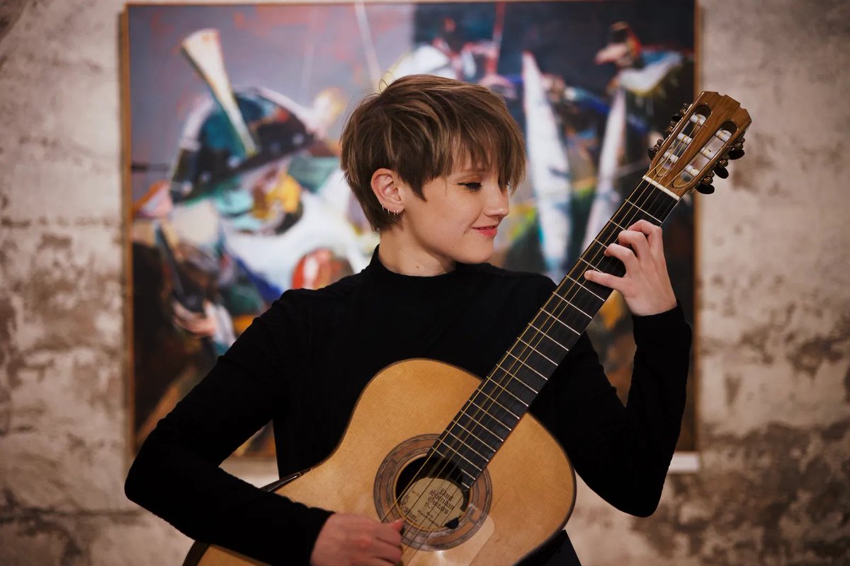 We'll be joined by young 21st-century virtuosos &amp; guitarist duo ALEXANDRA WHITTINGHAM + STEPHANIE JONES this month!

🎟️ Tickets on sale now at tinyurl.com/4tacw8hr