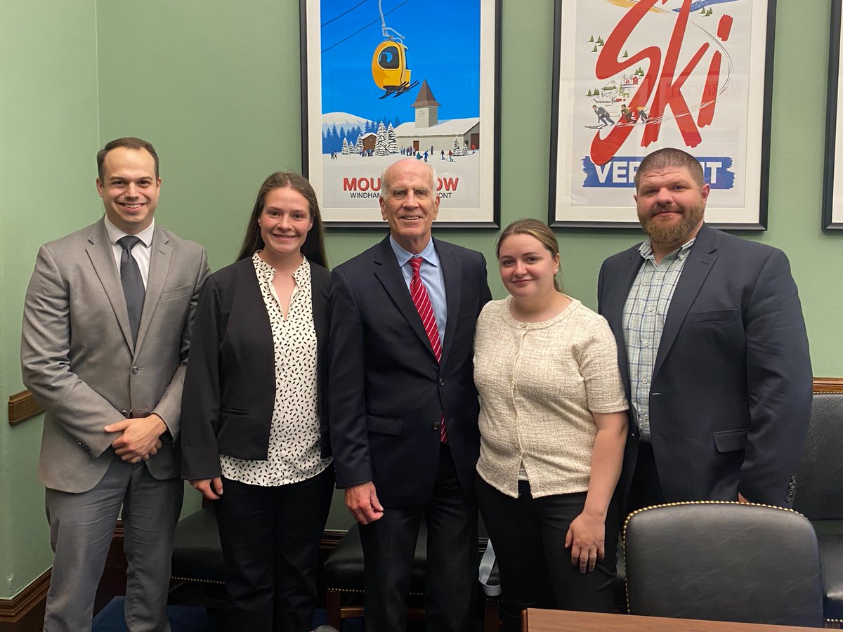 Dairy farmers and <a href="/cabotcreamery/">Cabot Creamery Cooperative</a> members met with <a href="/SenPeterWelch/">Senator Peter Welch</a> last week to thank him for championing the Whole Milk for Healthy Kids Act, and to discuss other issues important to Vermont #dairy farmers including ag labor and trade.