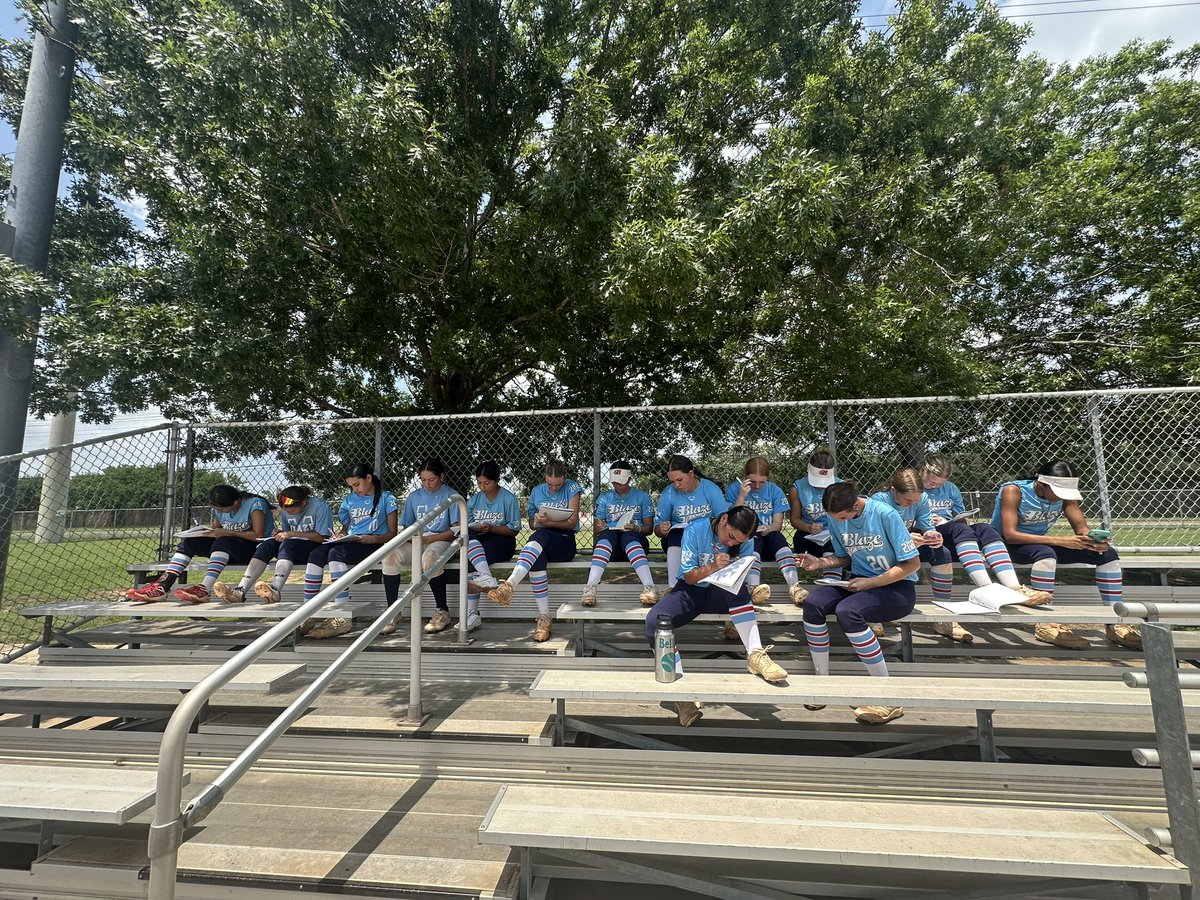 Did some journaling during Sunday’s practice to work on the mental side of the game. A lot of athletes don’t realize how powerful it is to train your mind the same way you train your swing!