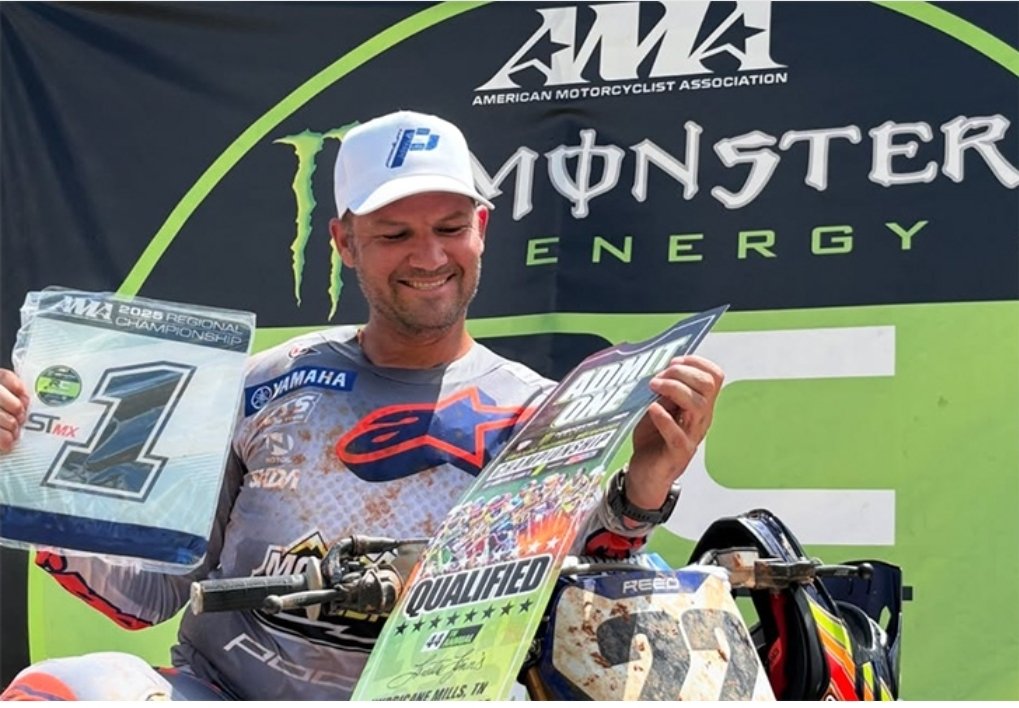 Here comes all the "why's he racing Lorettas?"... "he's a former pro" dumb comments.