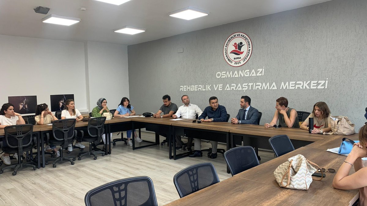 Osmangazi İlçe Psikososyal Koruma, Önleme ve Krize Müdahale Ekibimizle Sene Sonu Toplantımızı Şube Müdürümüz Sayın Mustafa SAKARYA'nın başkanlığında gerçekleştirdik.