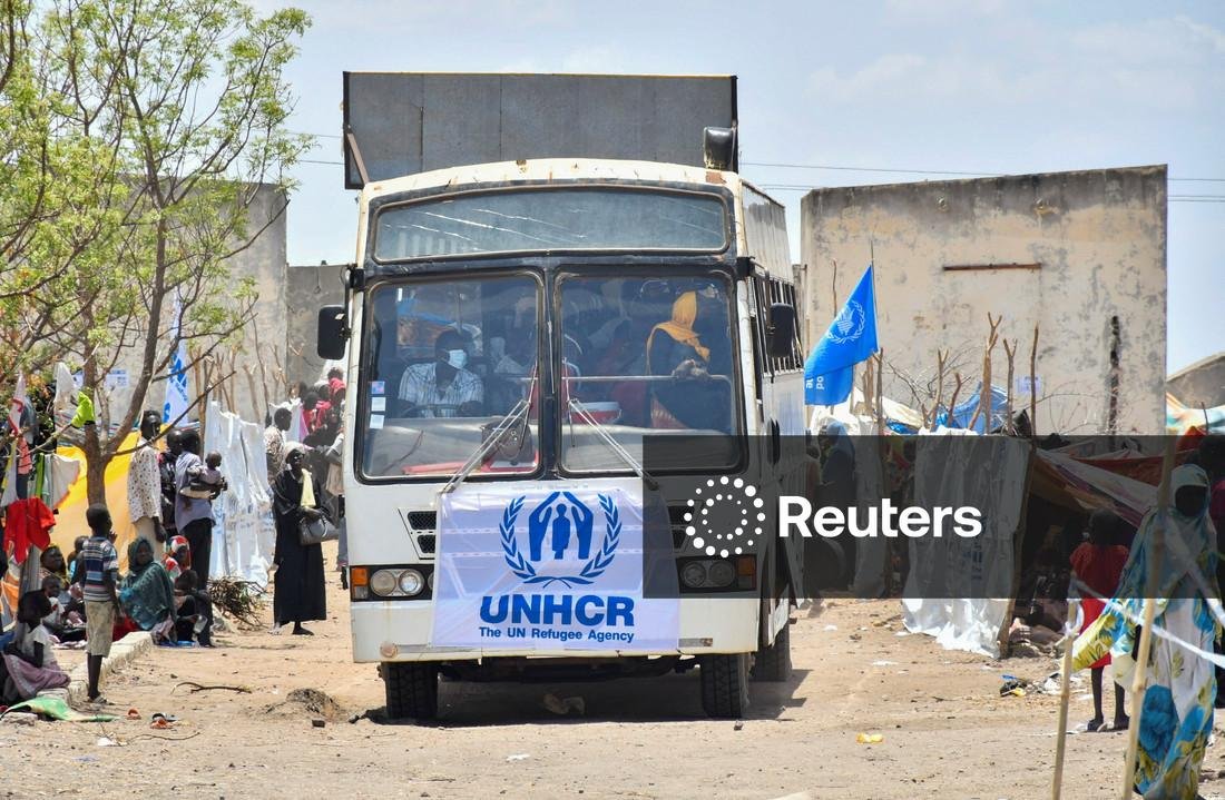 araReuters's tweet photo. مفوضية الأمم المتحدة لشؤون اللاجئين تلغي 3500 وظيفة بسبب نقص التمويل https://t.co/WoAS7amHQx
